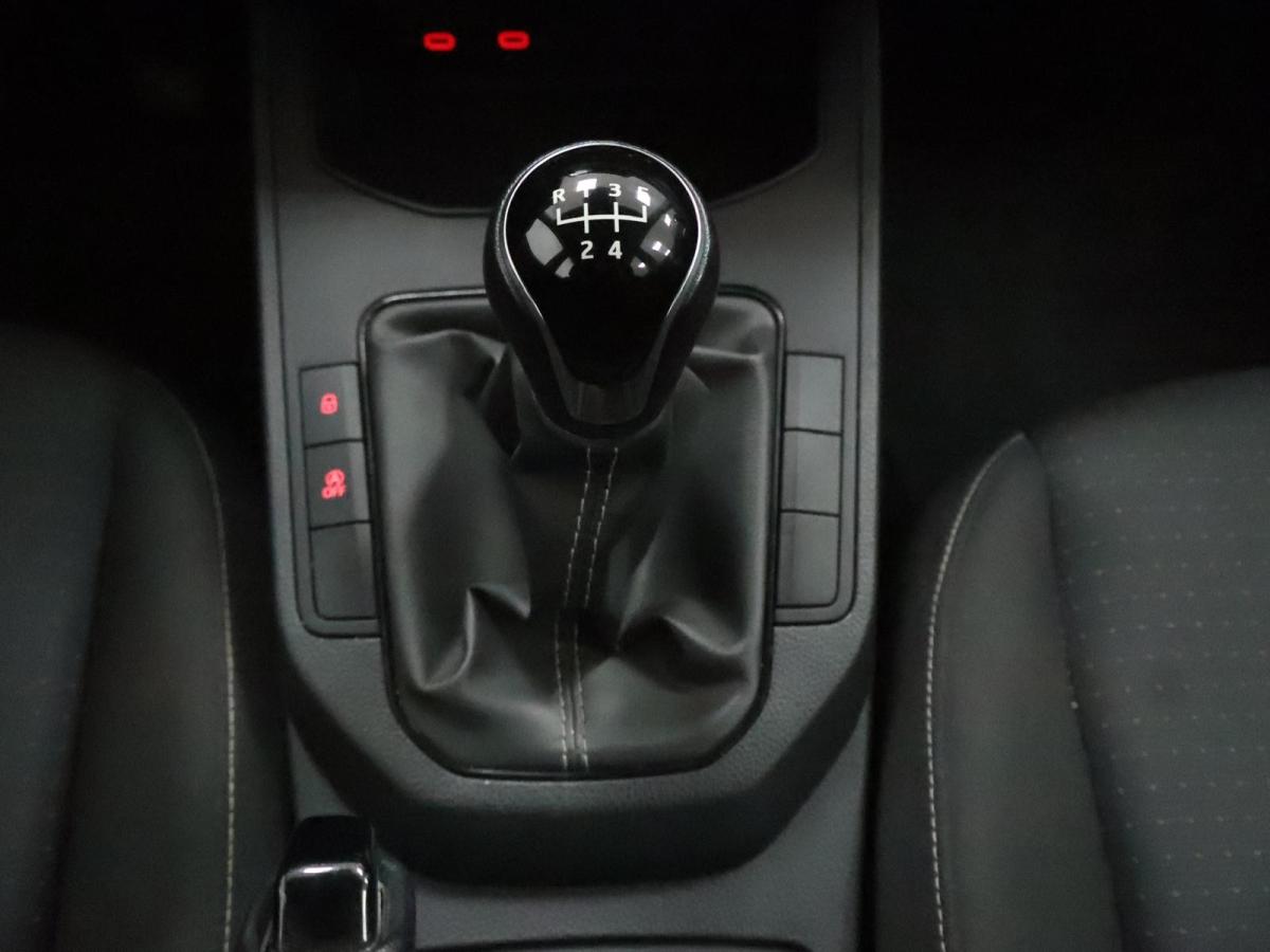 seat-ibiza-2023-gasolina-999cc