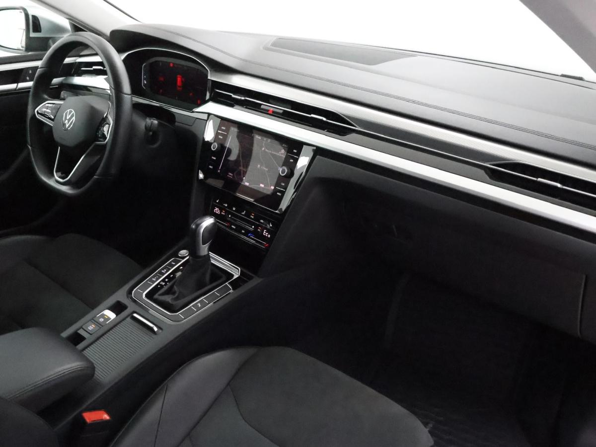 volkswagen-arteon-2023-hibrido-a-gasolina-1395cc