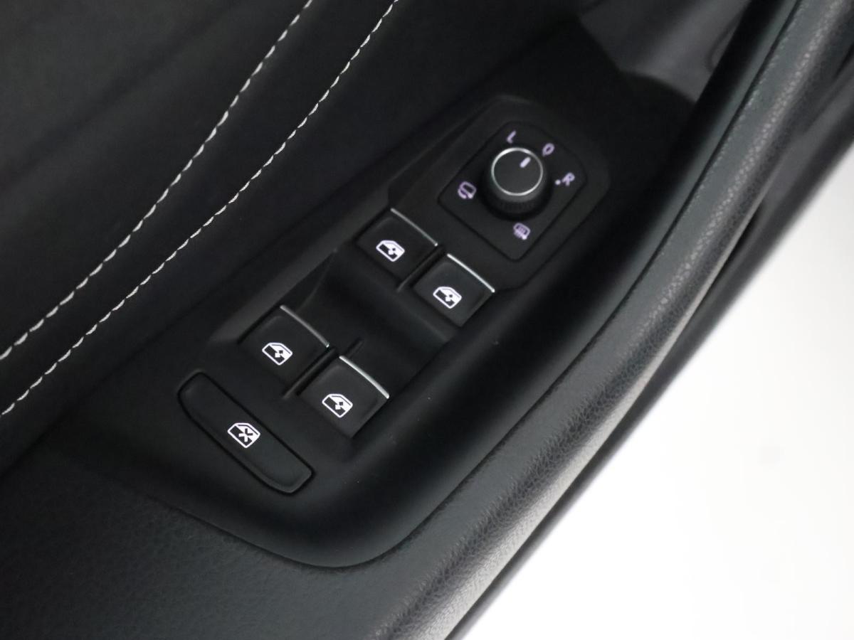 volkswagen-arteon-2023-hibrido-a-gasolina-1395cc
