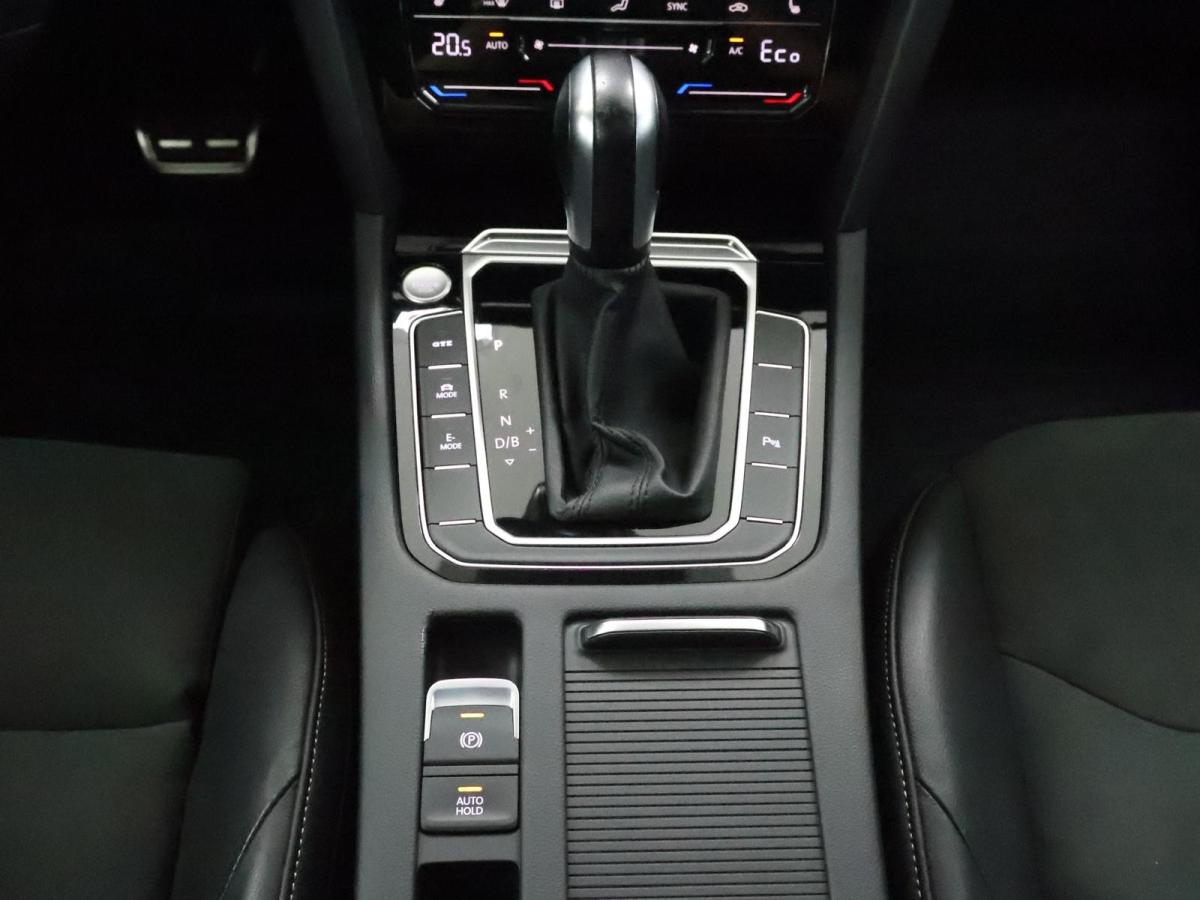 volkswagen-arteon-2023-hibrido-a-gasolina-1395cc