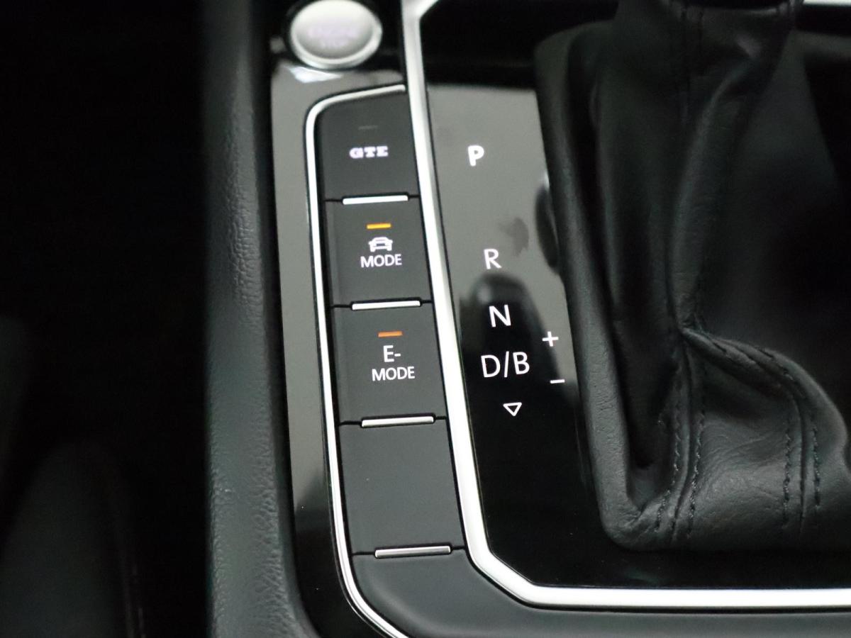 volkswagen-arteon-2023-hibrido-a-gasolina-1395cc