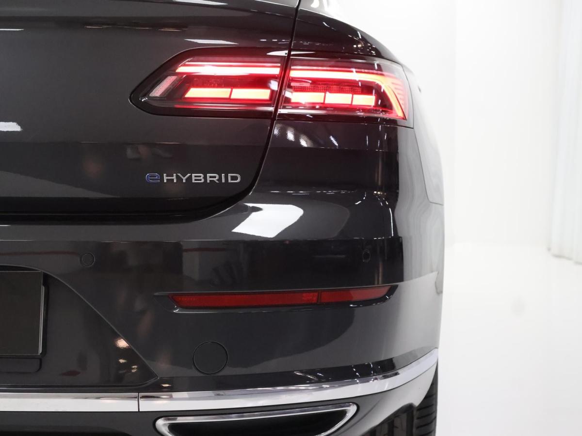 volkswagen-arteon-2023-hibrido-a-gasolina-1395cc