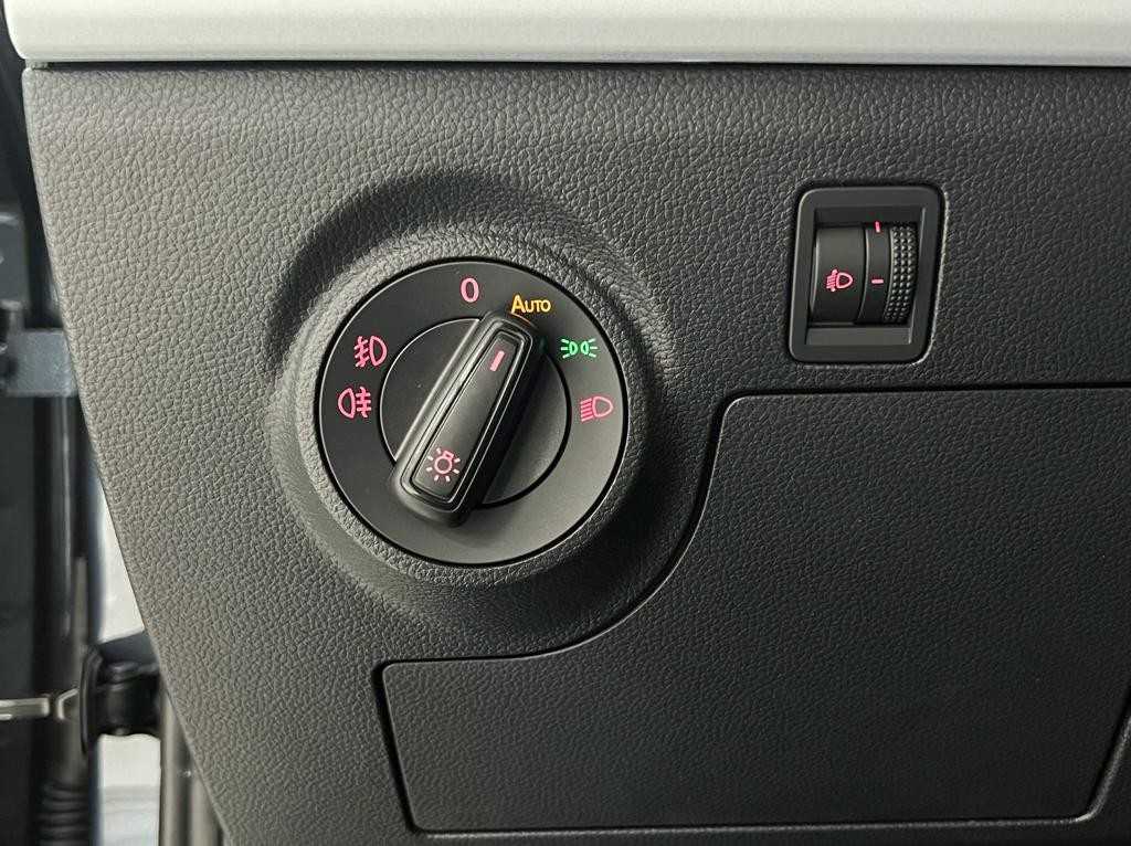 seat-arona-2023-gasolina-999cc