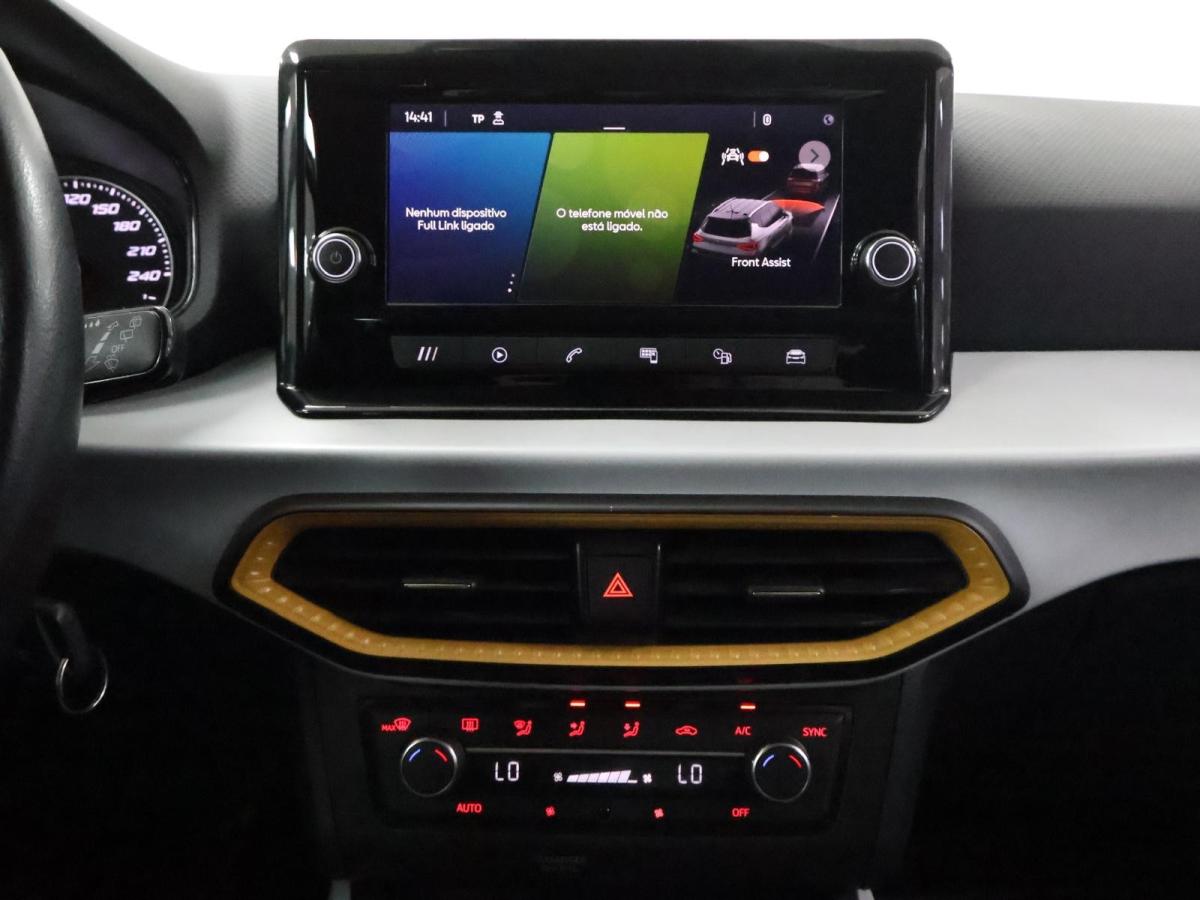 seat-arona-2023-gasolina-999cc