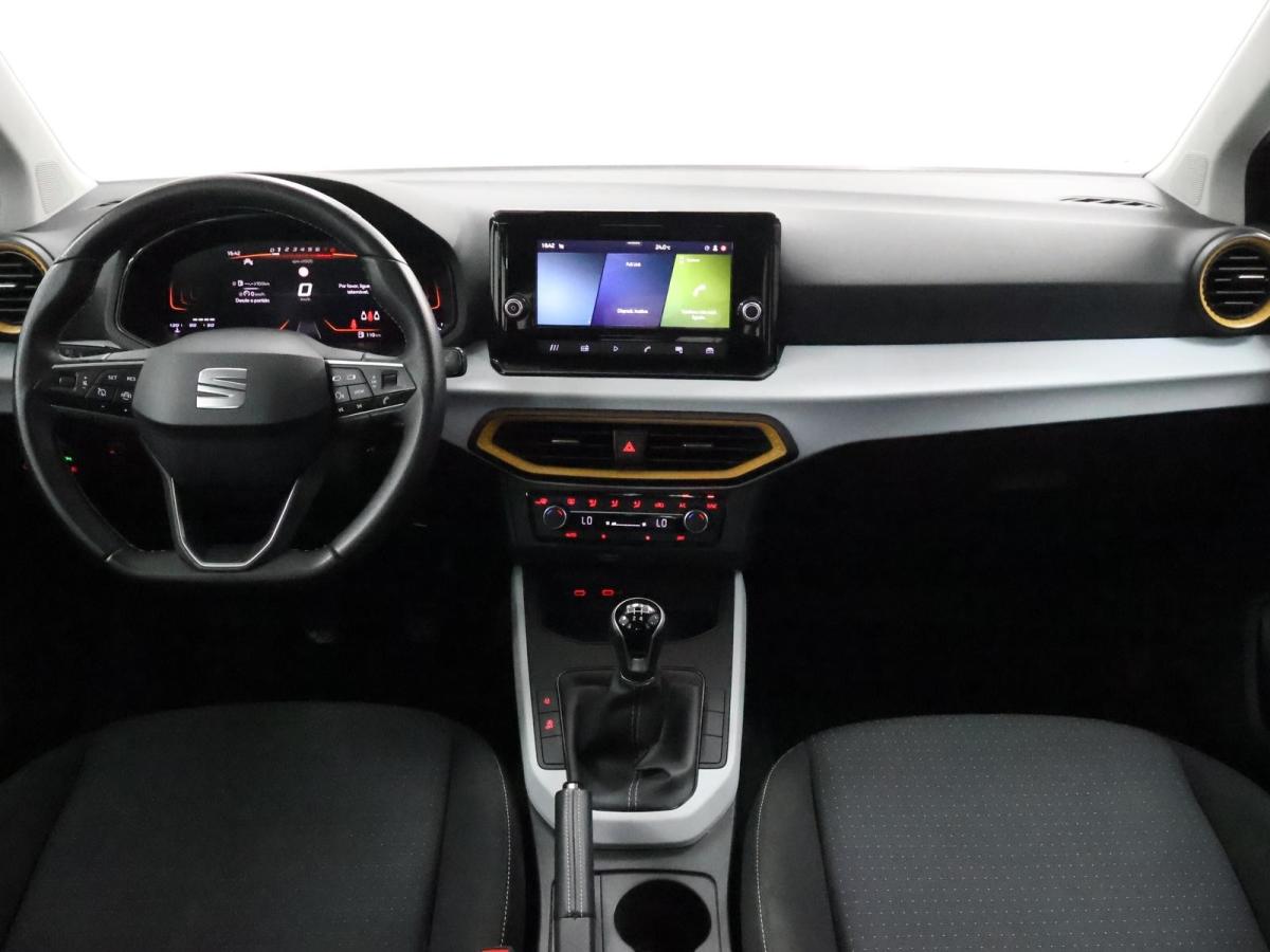 seat-arona-2023-gasolina-999cc