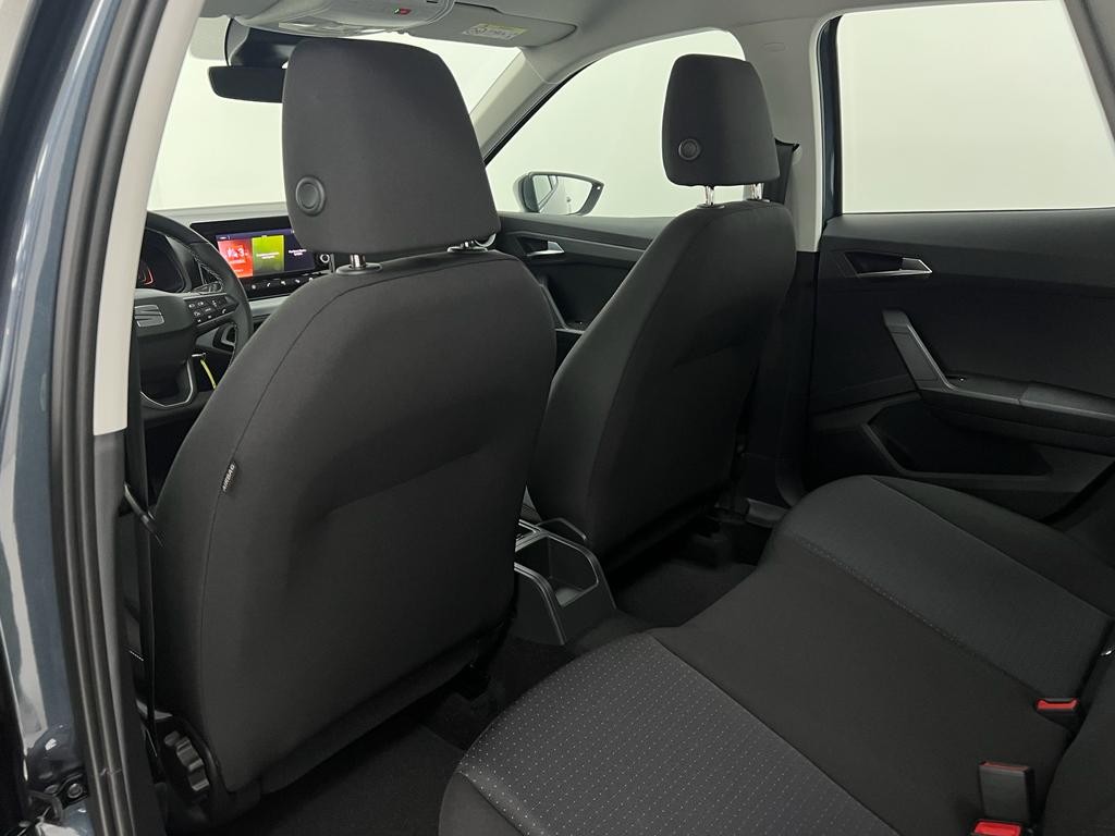 seat-arona-2023-gasolina-999cc
