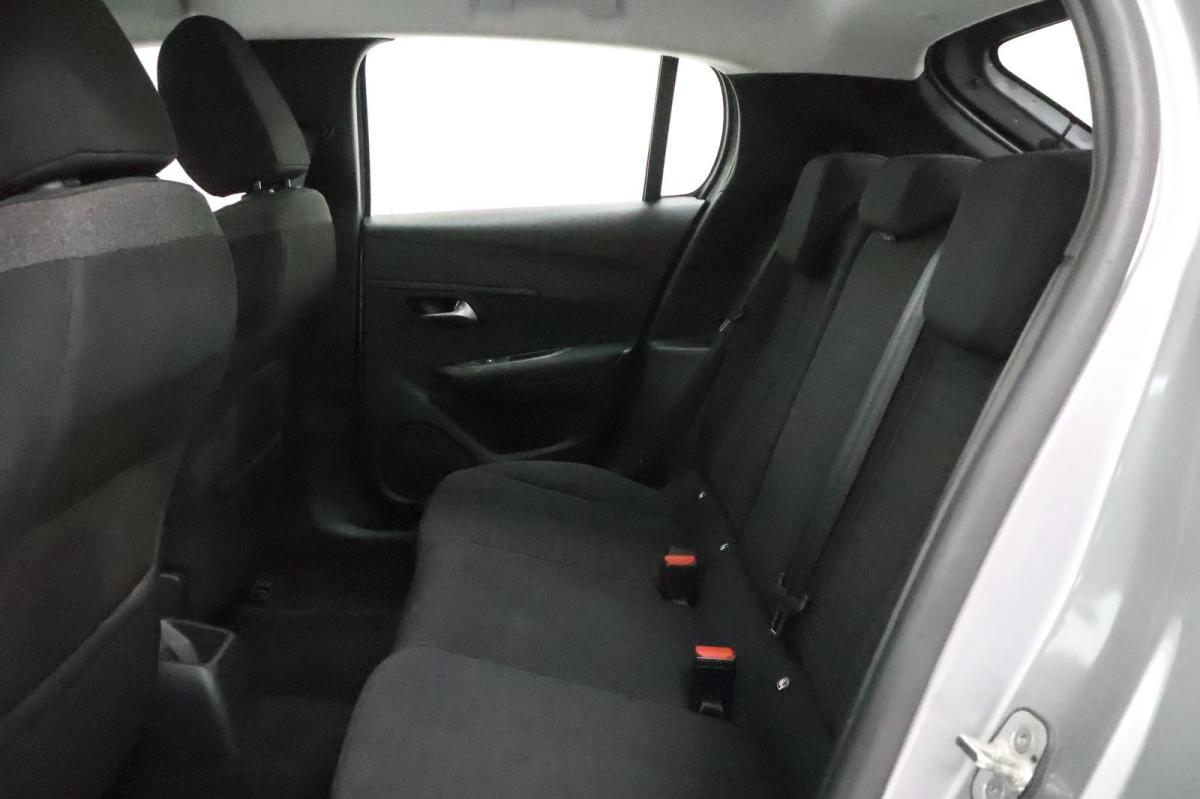 peugeot-208-2022-gasolina-1199cc