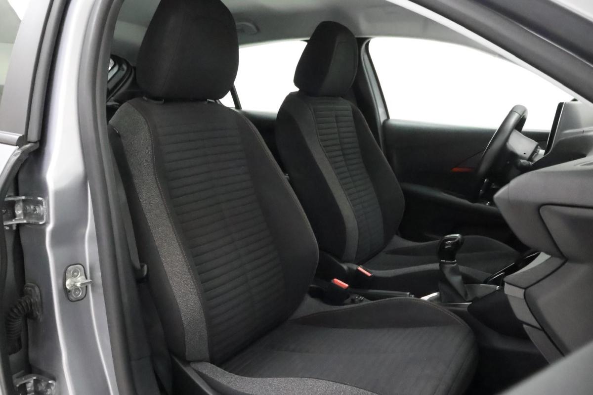 peugeot-208-2022-gasolina-1199cc
