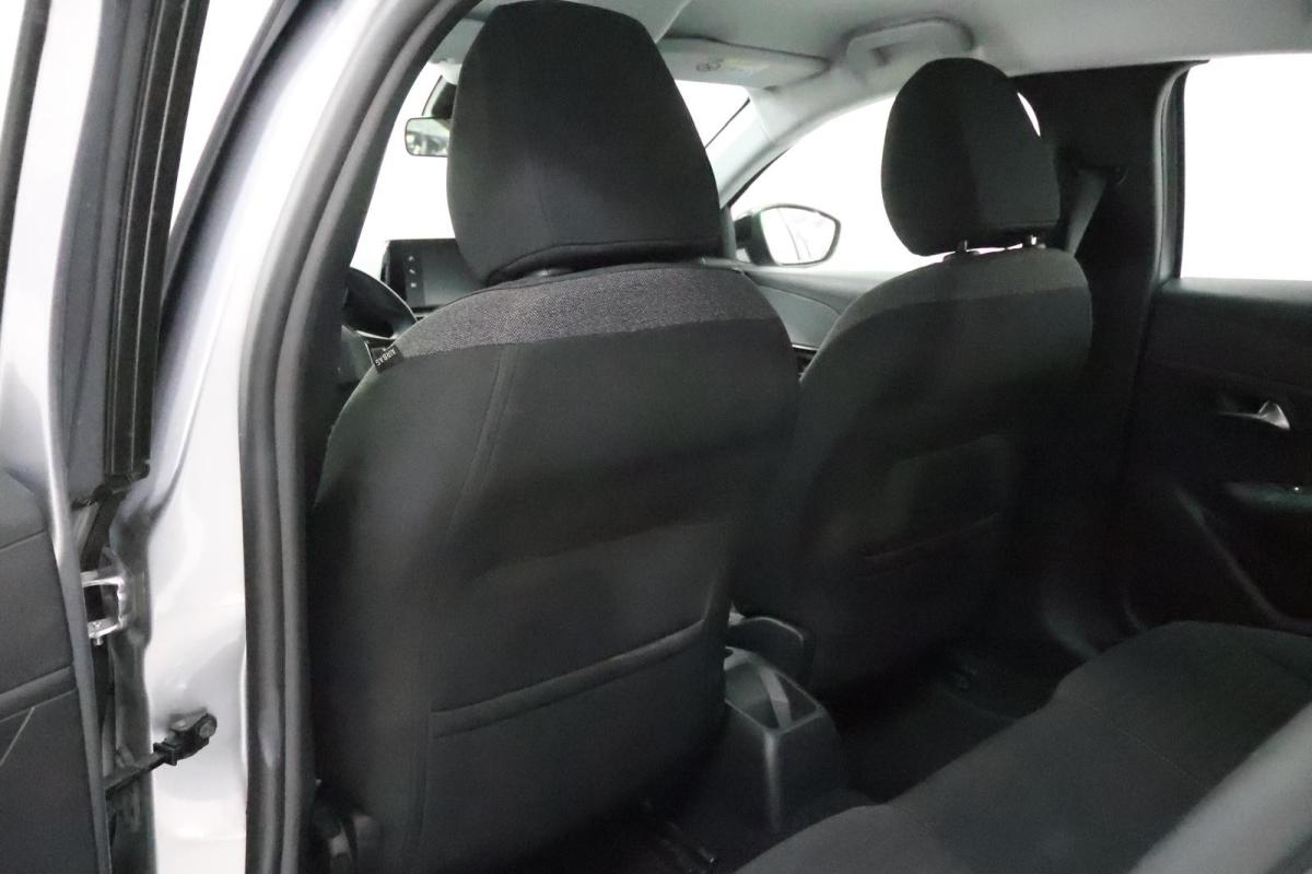 peugeot-208-2022-gasolina-1199cc