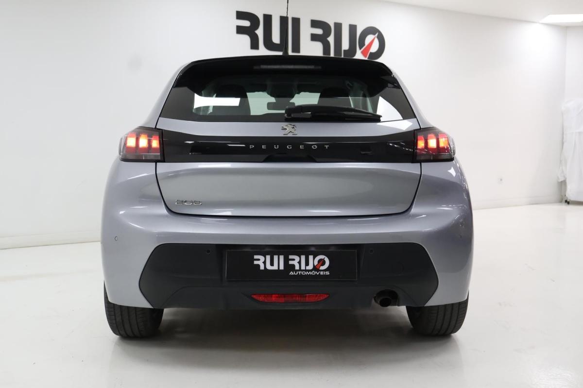 peugeot-208-2022-gasolina-1199cc