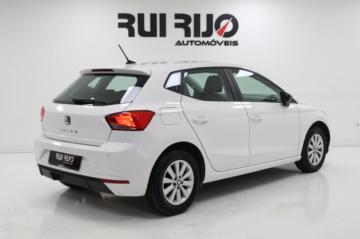 seat-ibiza-2023-gasolina-999cc
