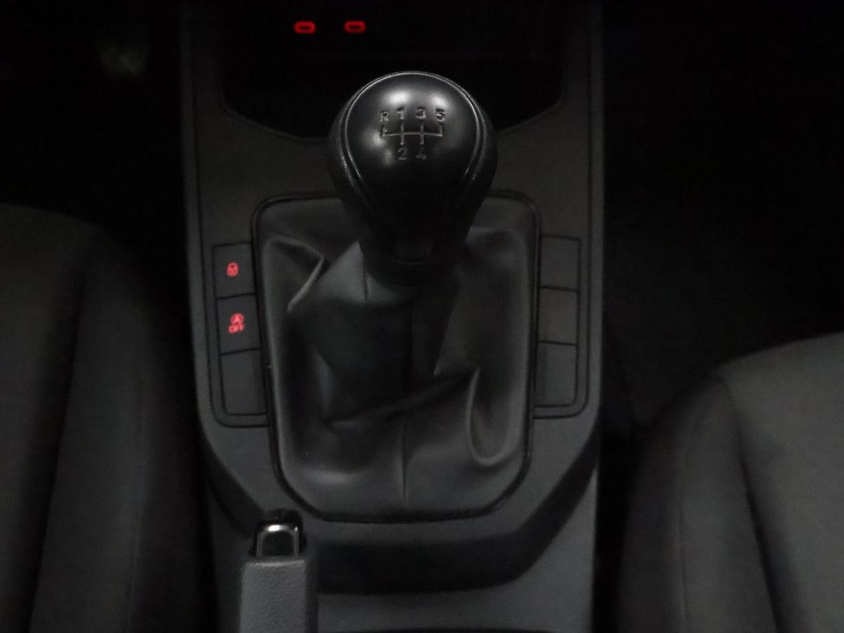 seat-ibiza-2023-gasolina-999cc
