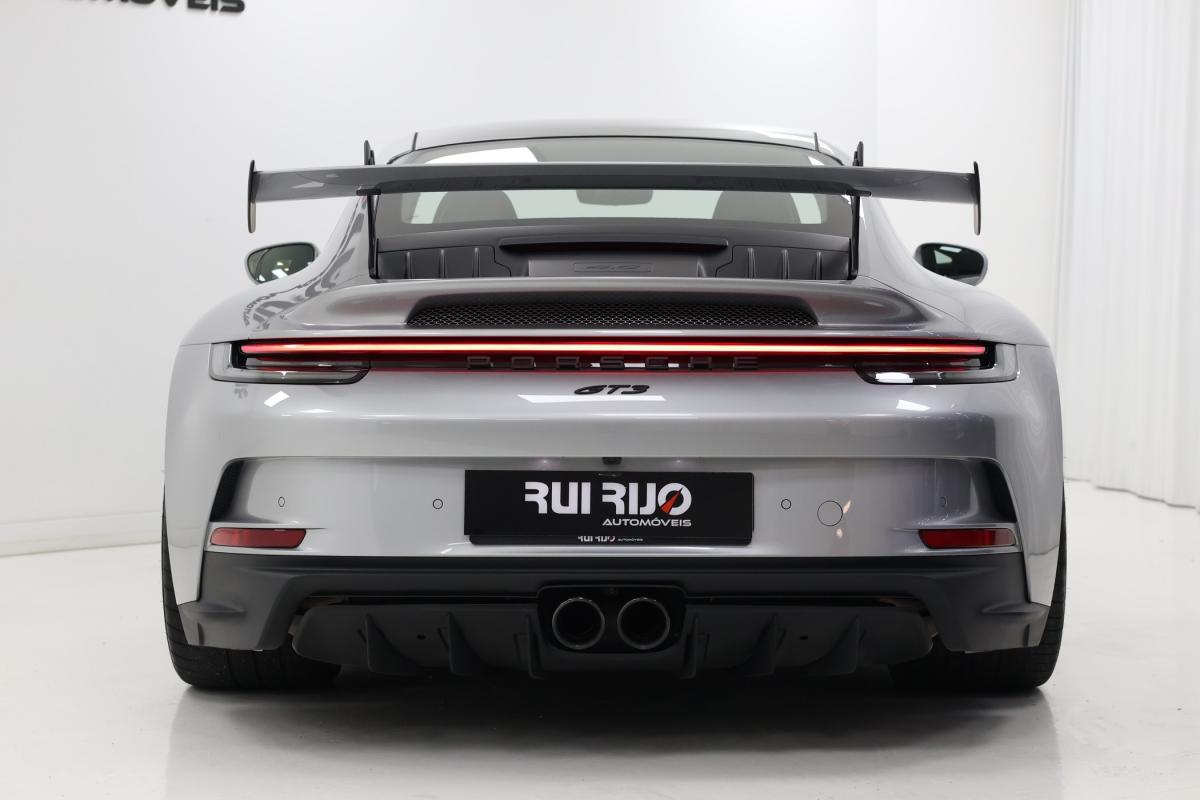 porsche-911-2023-gasolina-3996cc