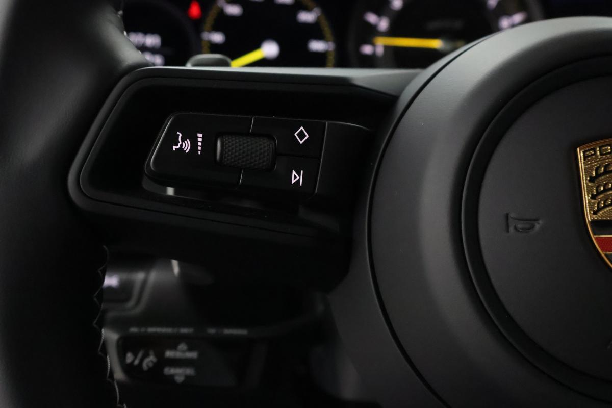 porsche-911-2023-gasolina-3996cc
