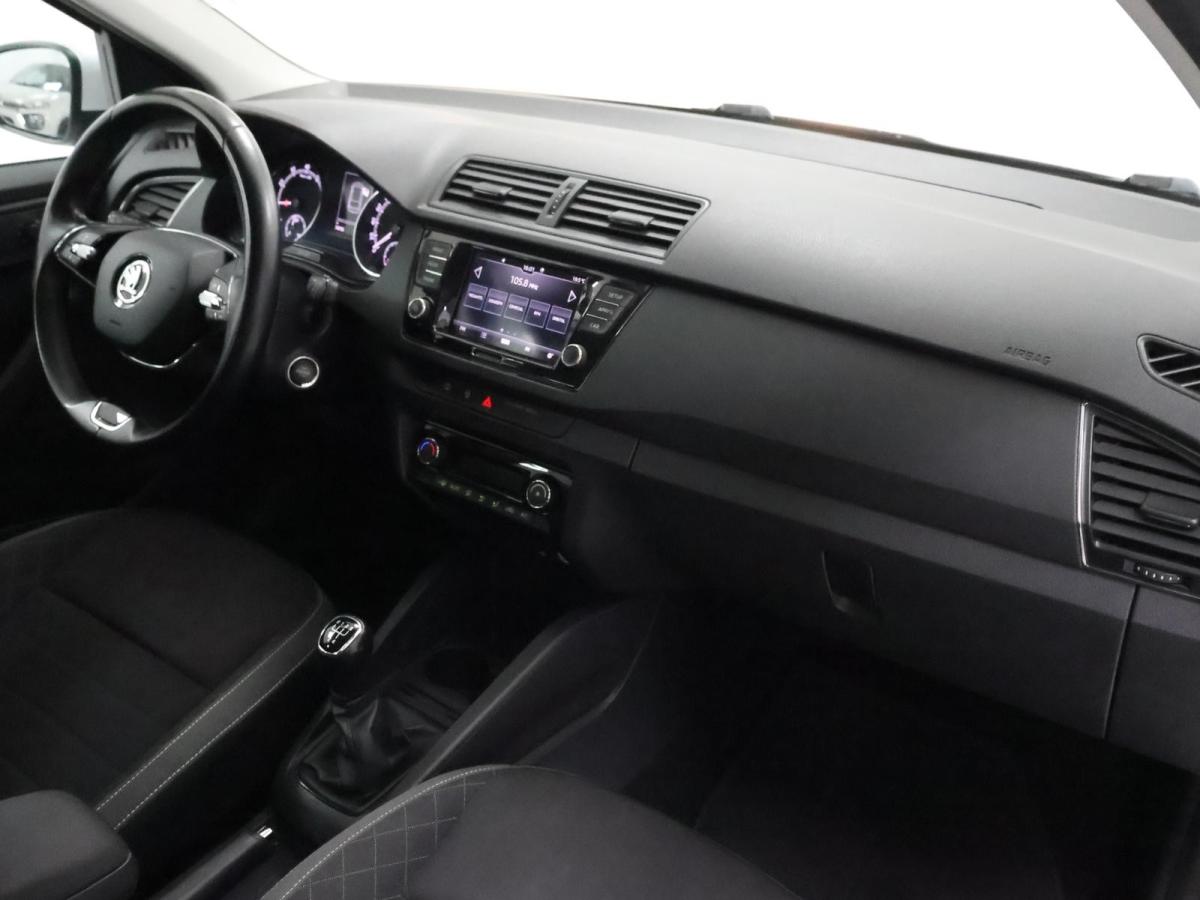 skoda-fabia-break-2022-gasolina-999cc
