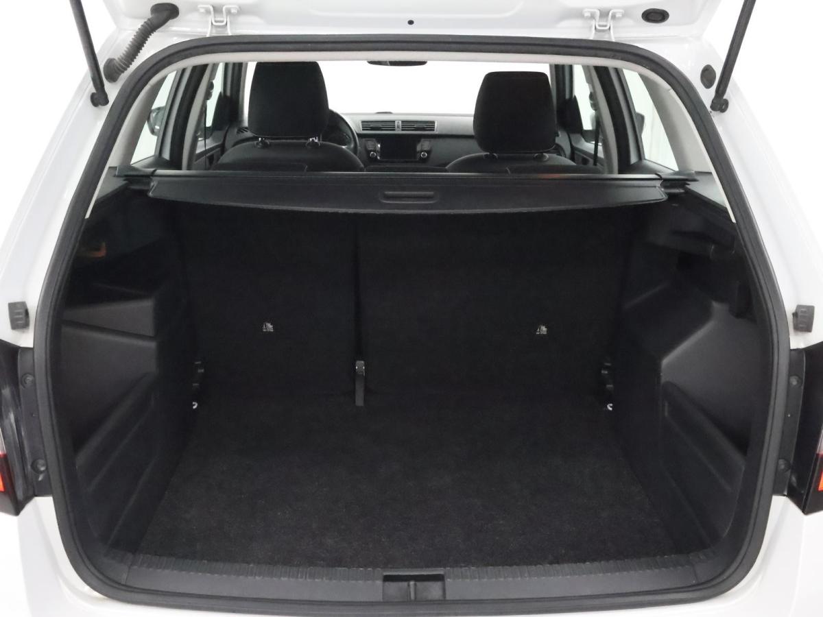 skoda-fabia-break-2022-gasolina-999cc