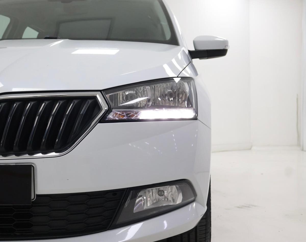 skoda-fabia-break-2022-gasolina-999cc