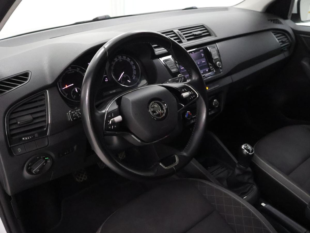 skoda-fabia-break-2022-gasolina-999cc