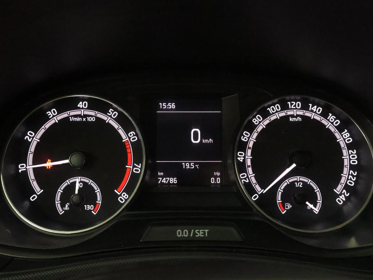 skoda-fabia-break-2022-gasolina-999cc