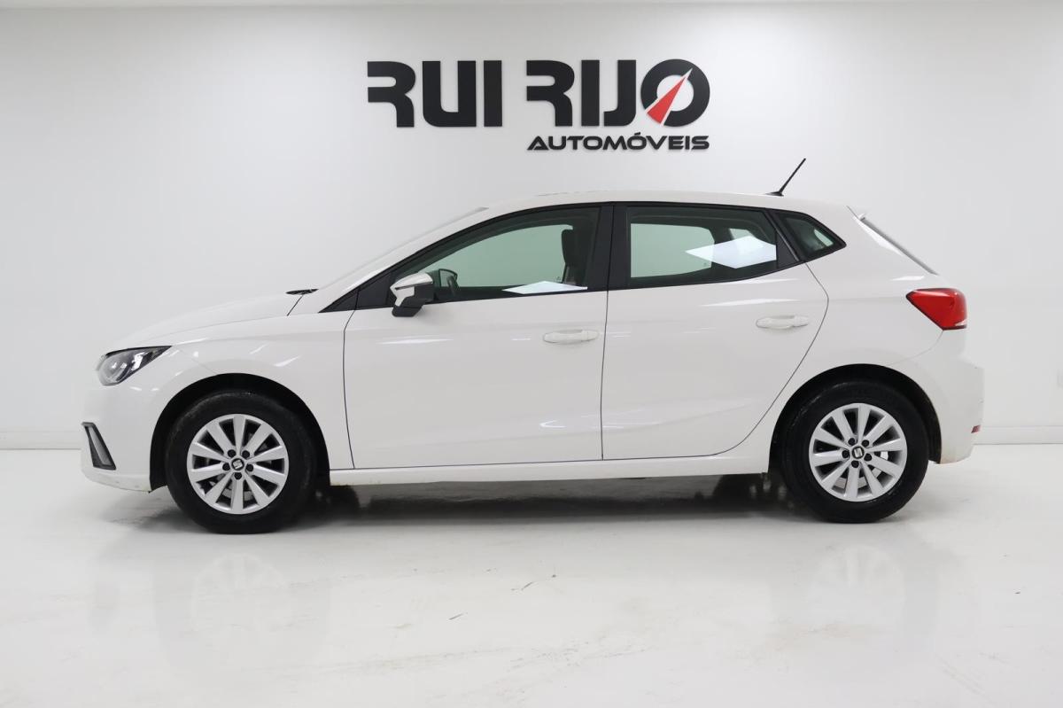 seat-ibiza-2023-gasolina-999cc