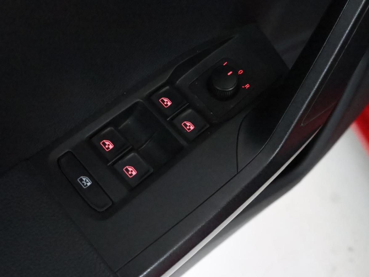 seat-ibiza-2023-gasolina-999cc