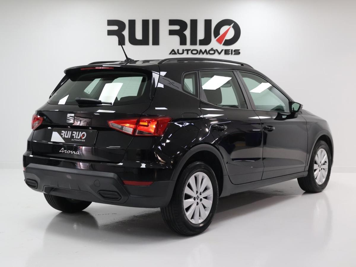 seat-arona-2024-gasolina-999cc