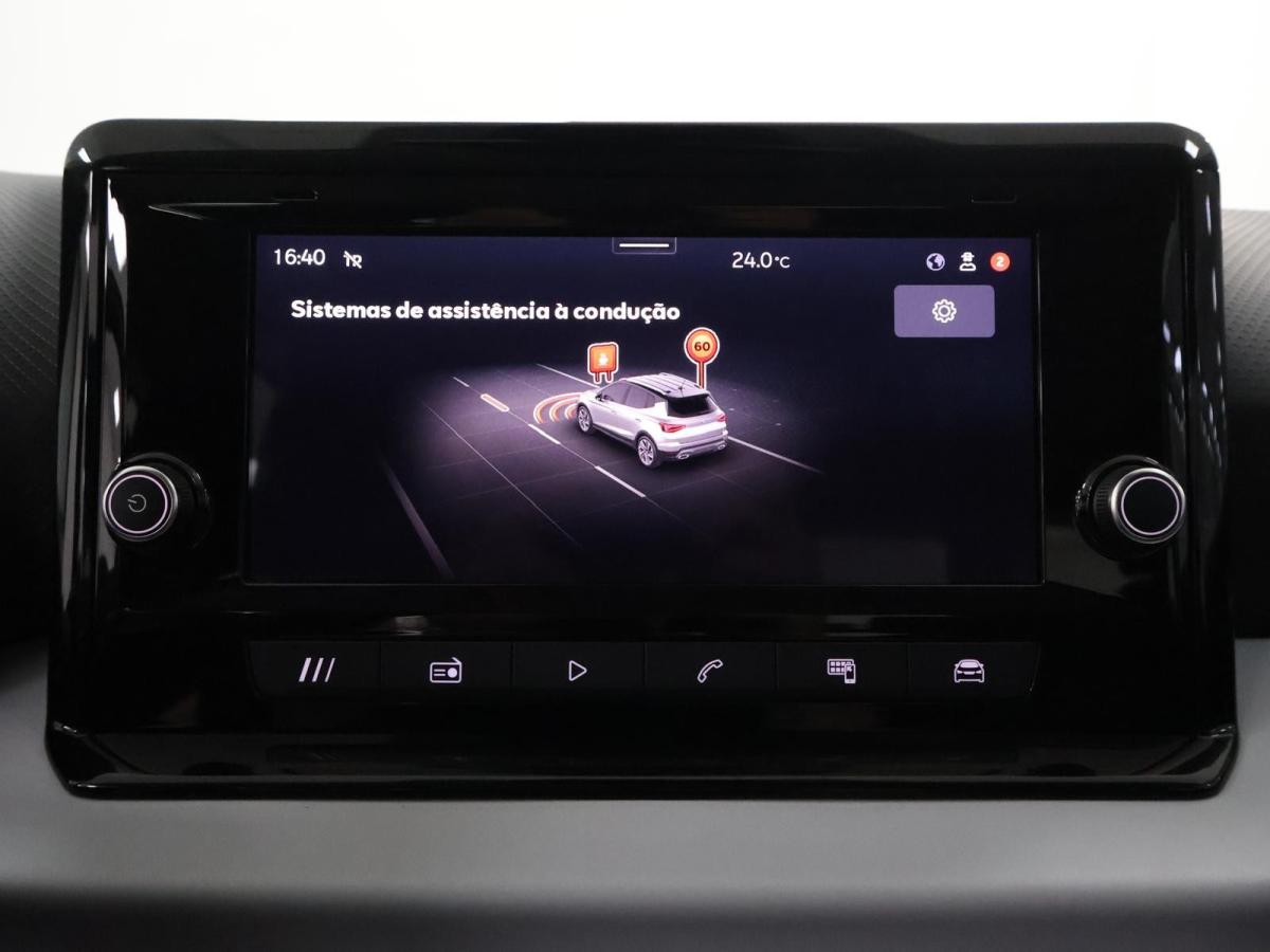 seat-arona-2024-gasolina-999cc