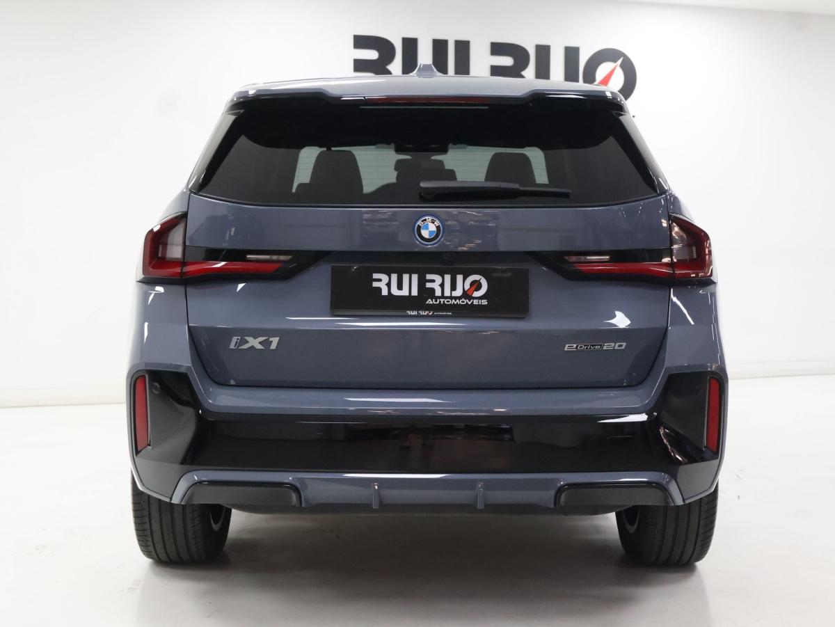 bmw-ix-2024-eletrico-500cc