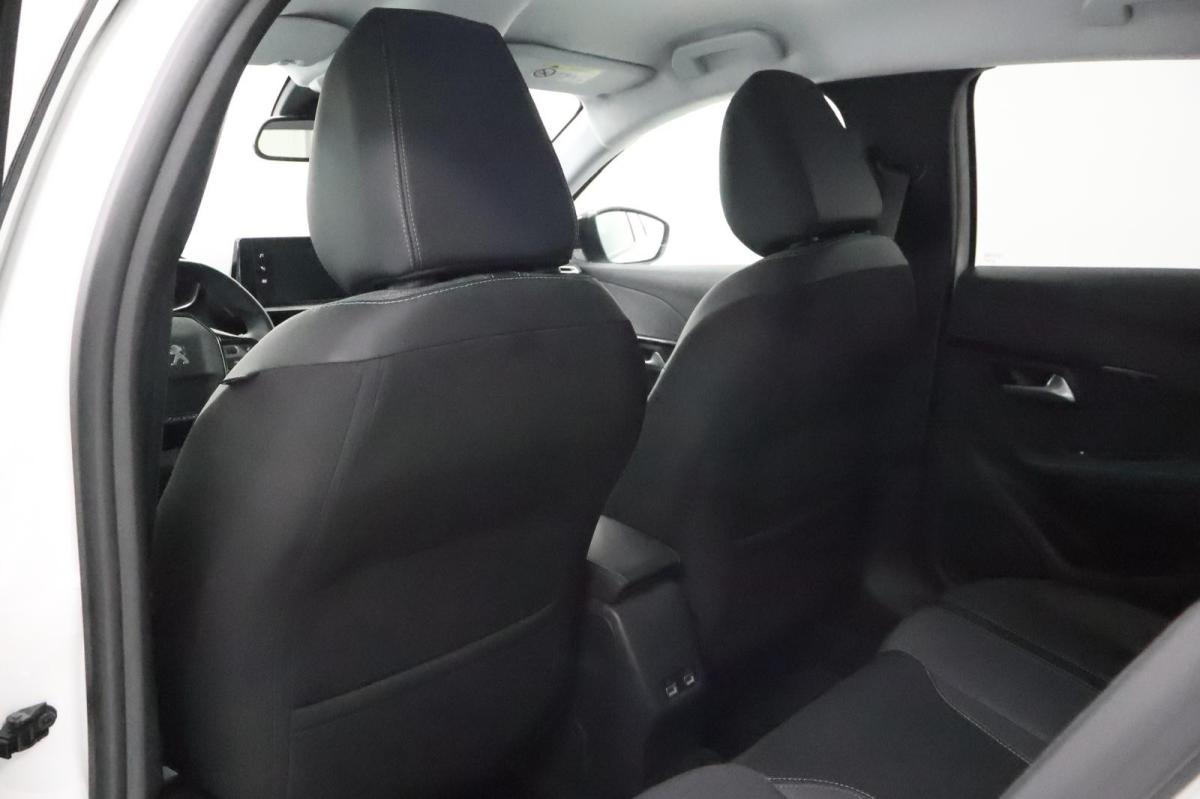 peugeot-208-2022-gasolina-1199cc
