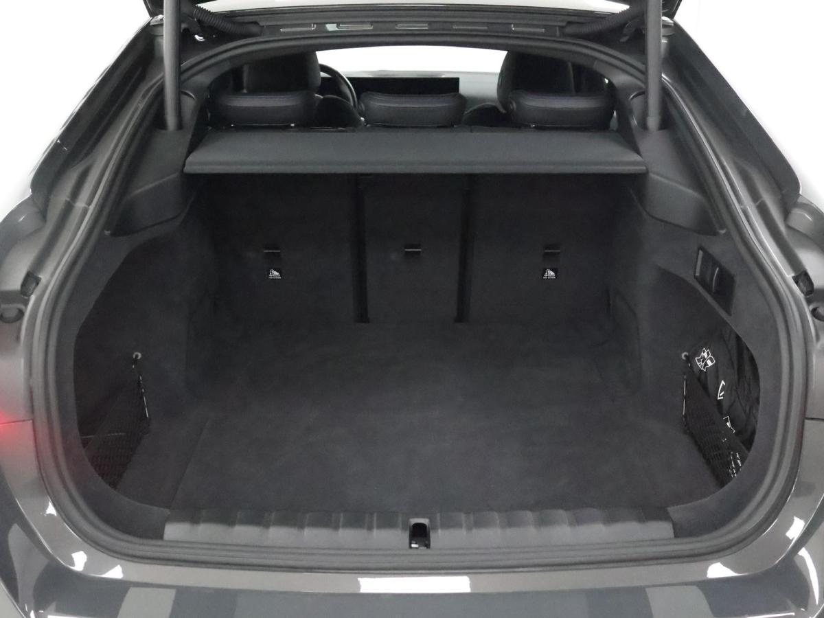 bmw-i4-2023-eletrico-500cc