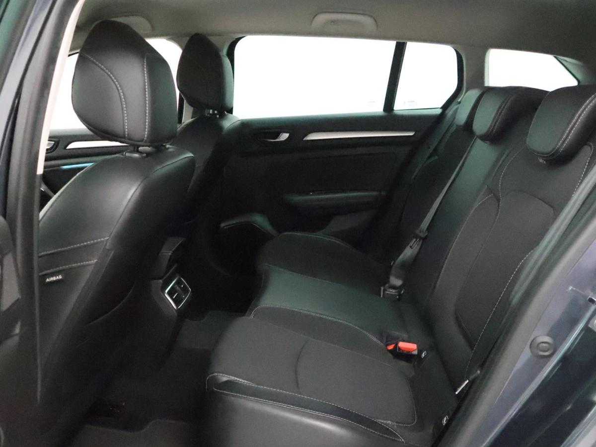 renault-megane-sport-tourer-2022-hibrido-a-gasolina-1598cc