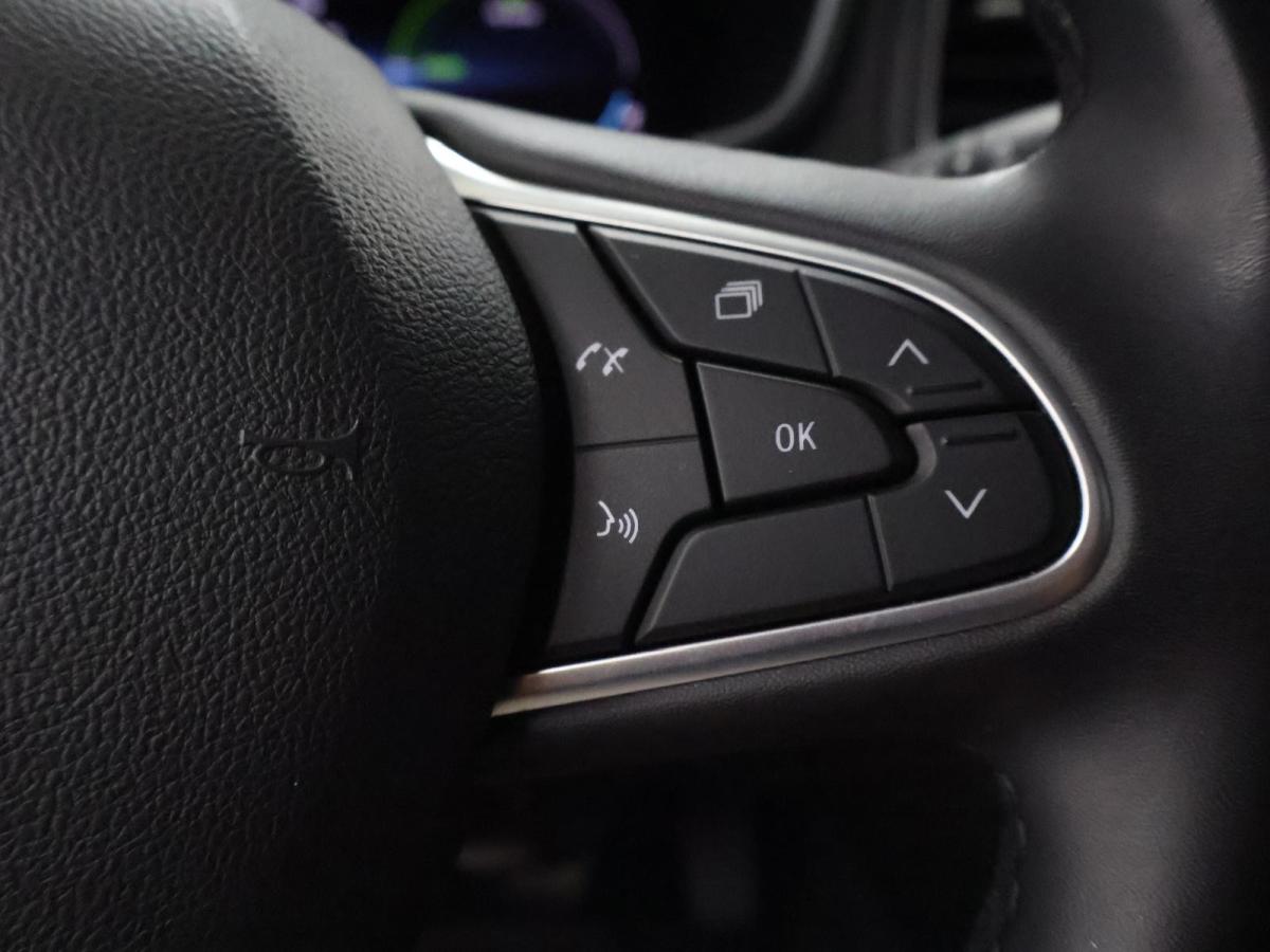 renault-megane-sport-tourer-2022-hibrido-a-gasolina-1598cc