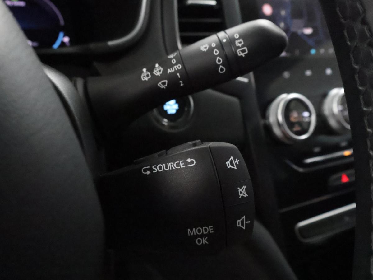 renault-megane-sport-tourer-2022-hibrido-a-gasolina-1598cc