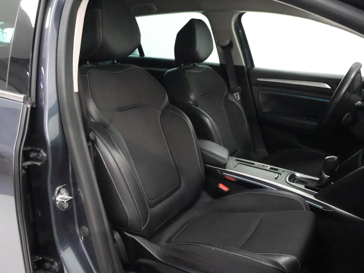 renault-megane-sport-tourer-2022-hibrido-a-gasolina-1598cc