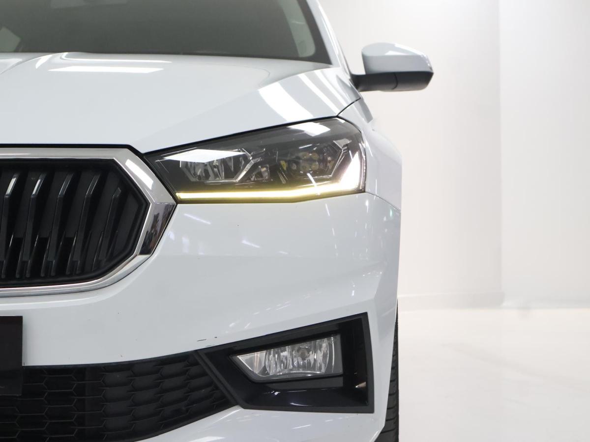 skoda-fabia-2022-gasolina-999cc