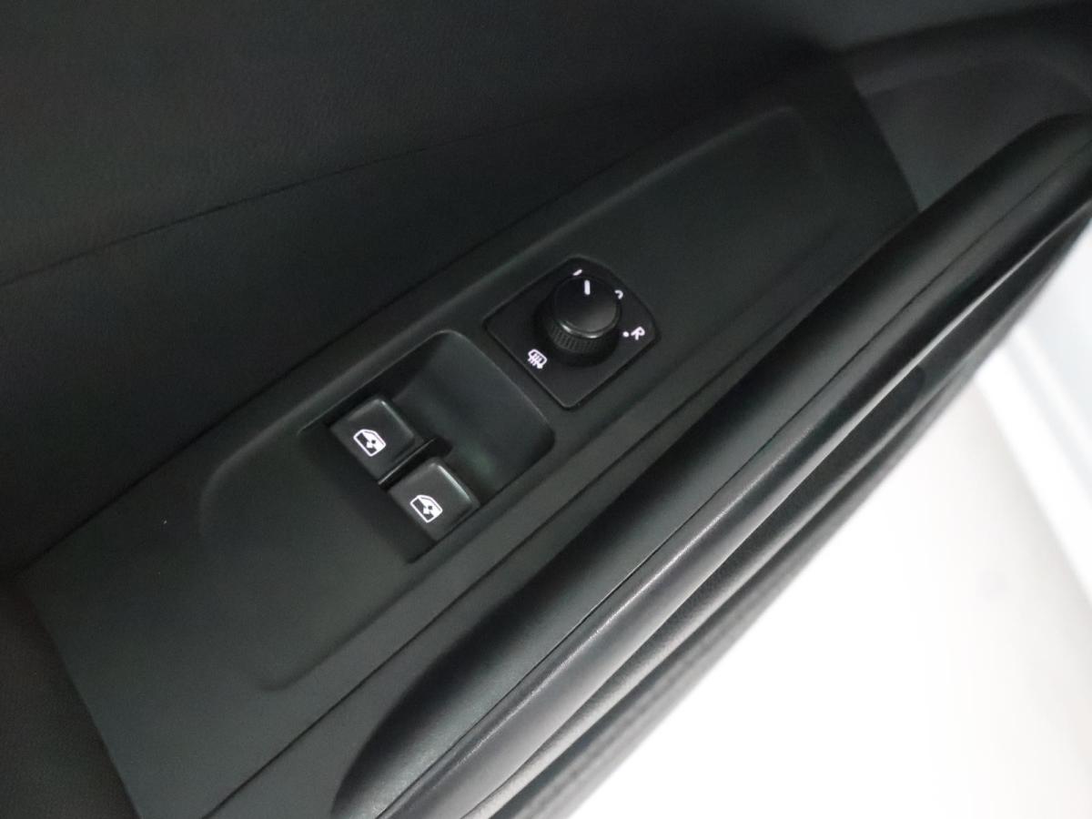 skoda-fabia-2022-gasolina-999cc