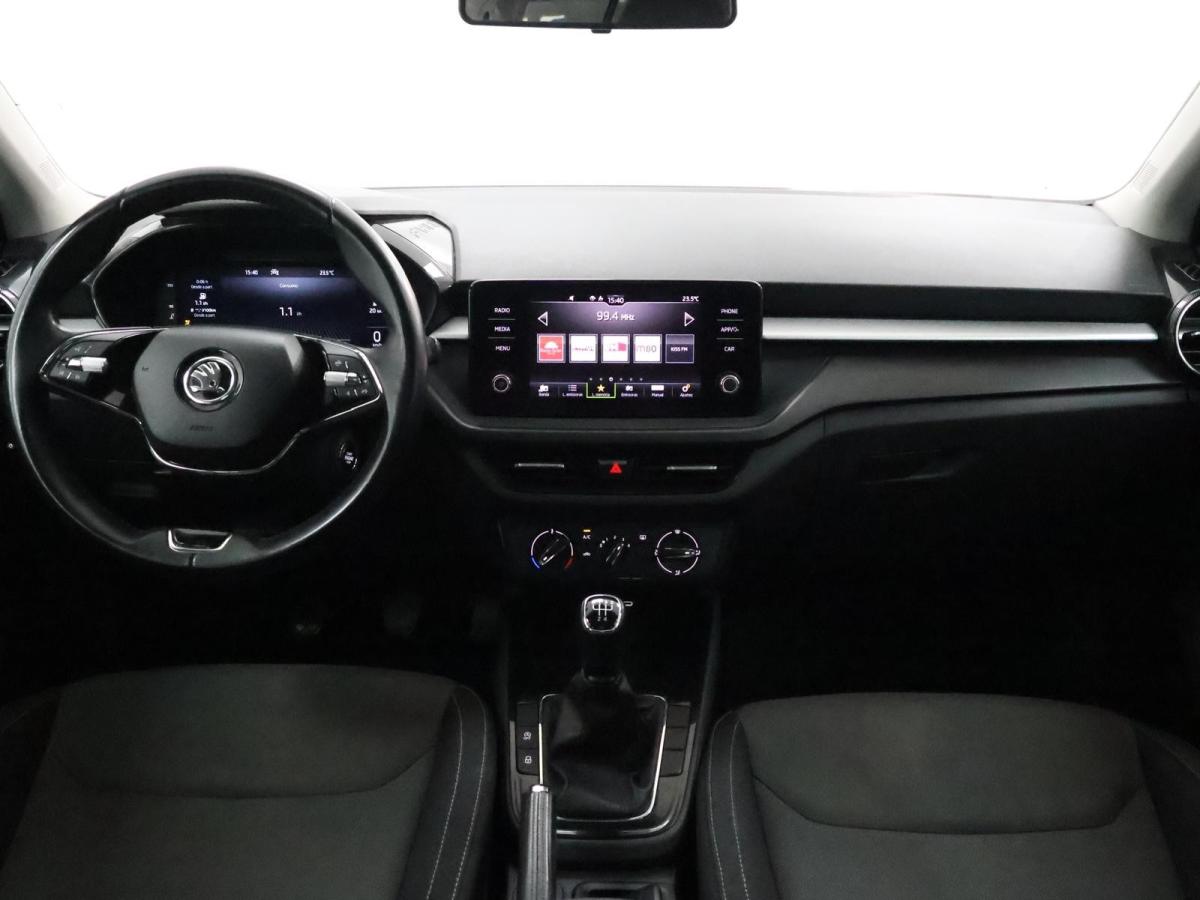 skoda-fabia-2022-gasolina-999cc