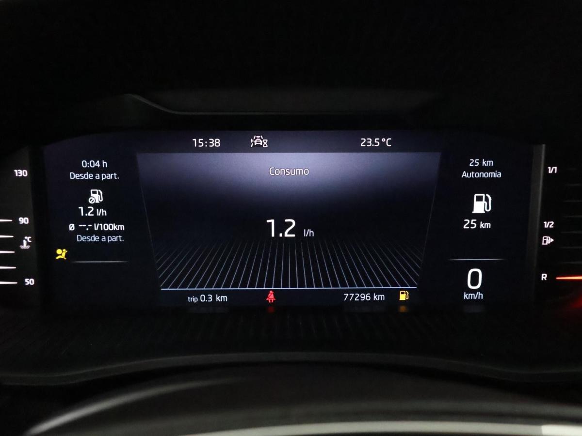 skoda-fabia-2022-gasolina-999cc
