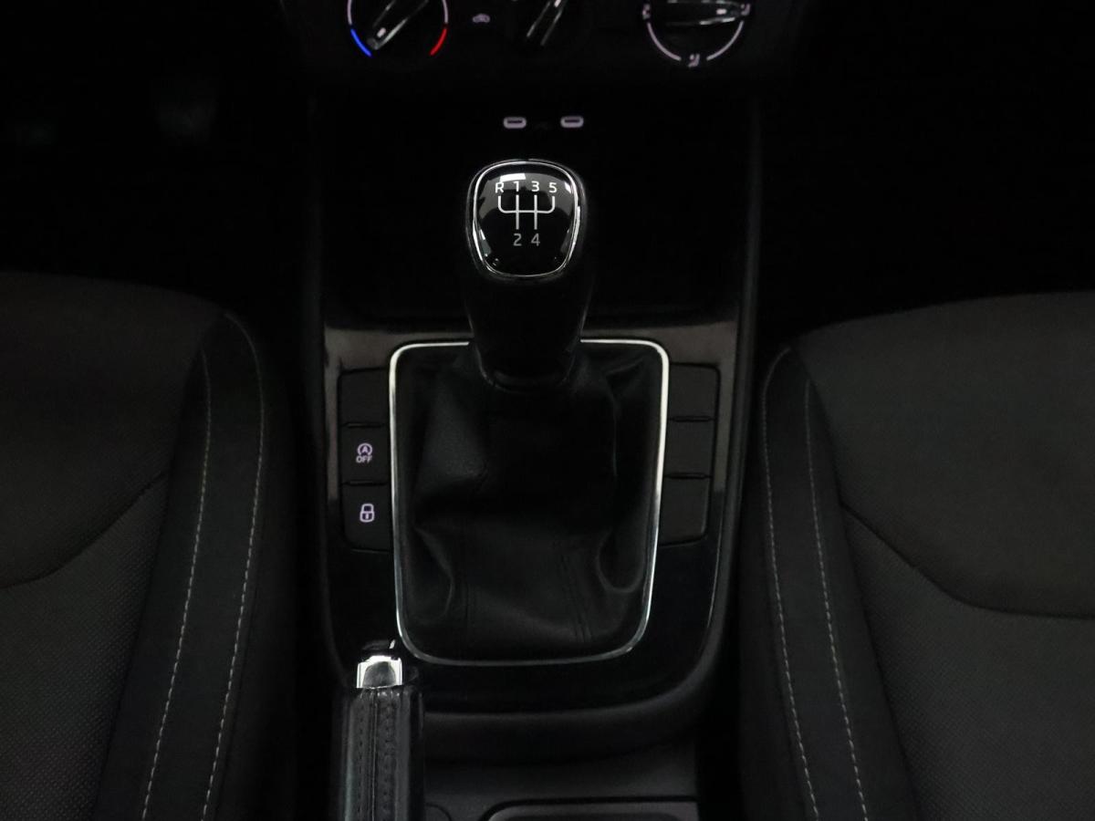 skoda-fabia-2022-gasolina-999cc
