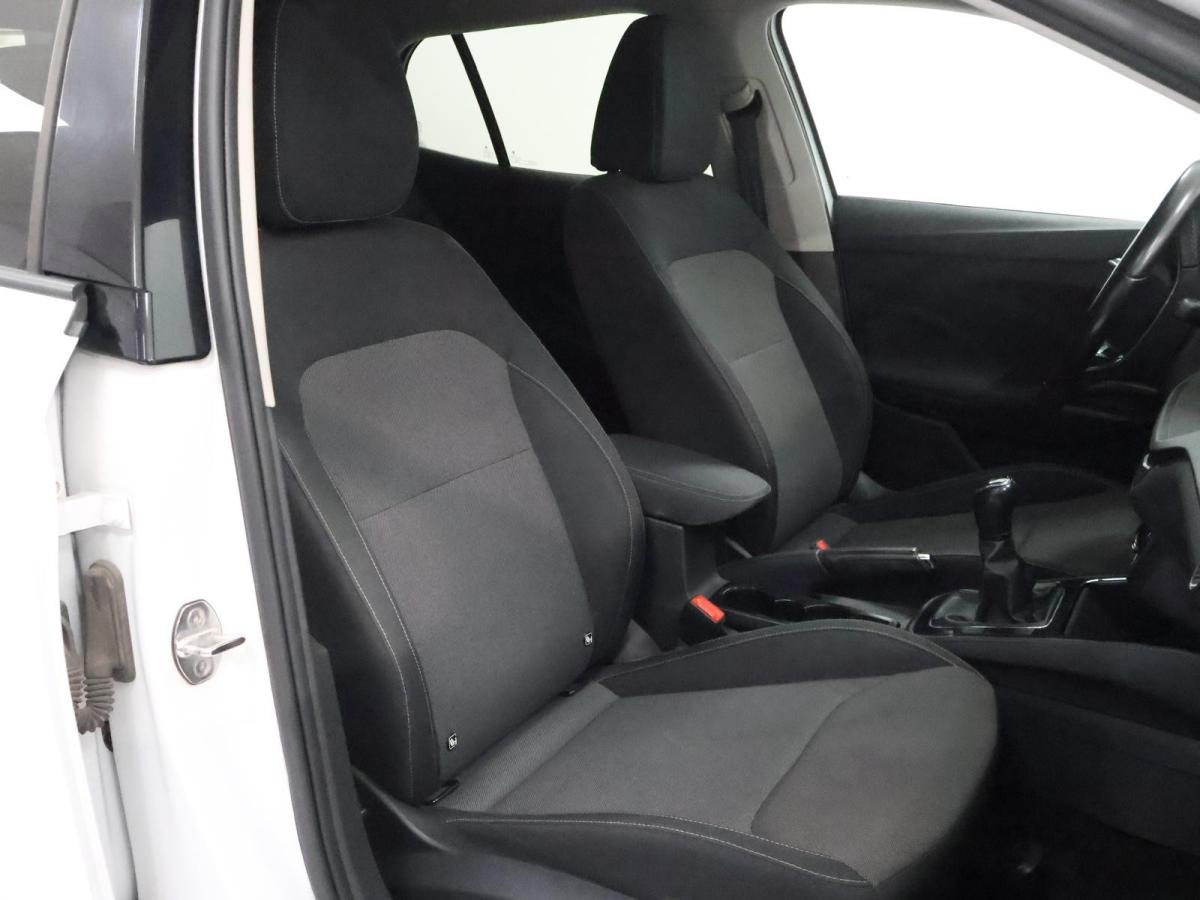 skoda-fabia-2022-gasolina-999cc