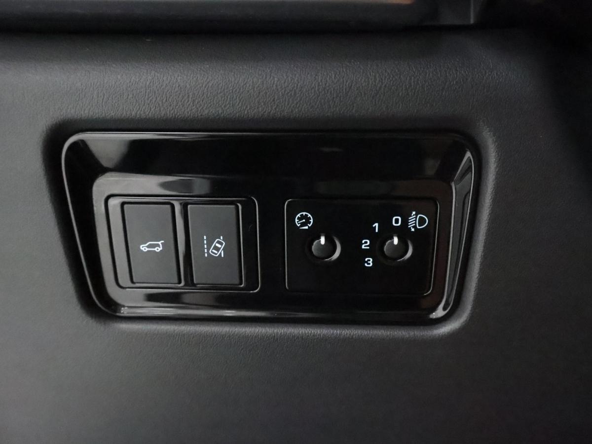 jaguar-f-pace-2017-diesel-1999cc