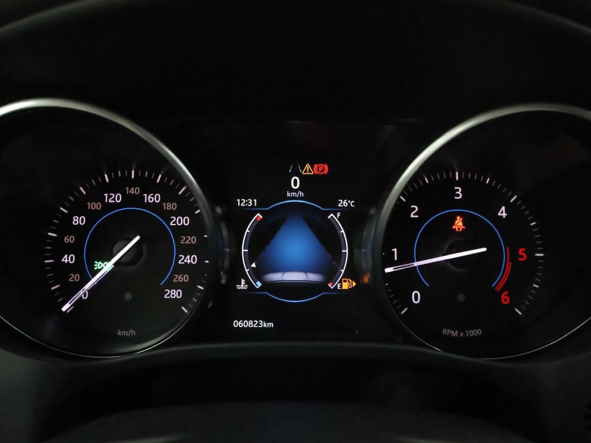 jaguar-f-pace-2017-diesel-1999cc