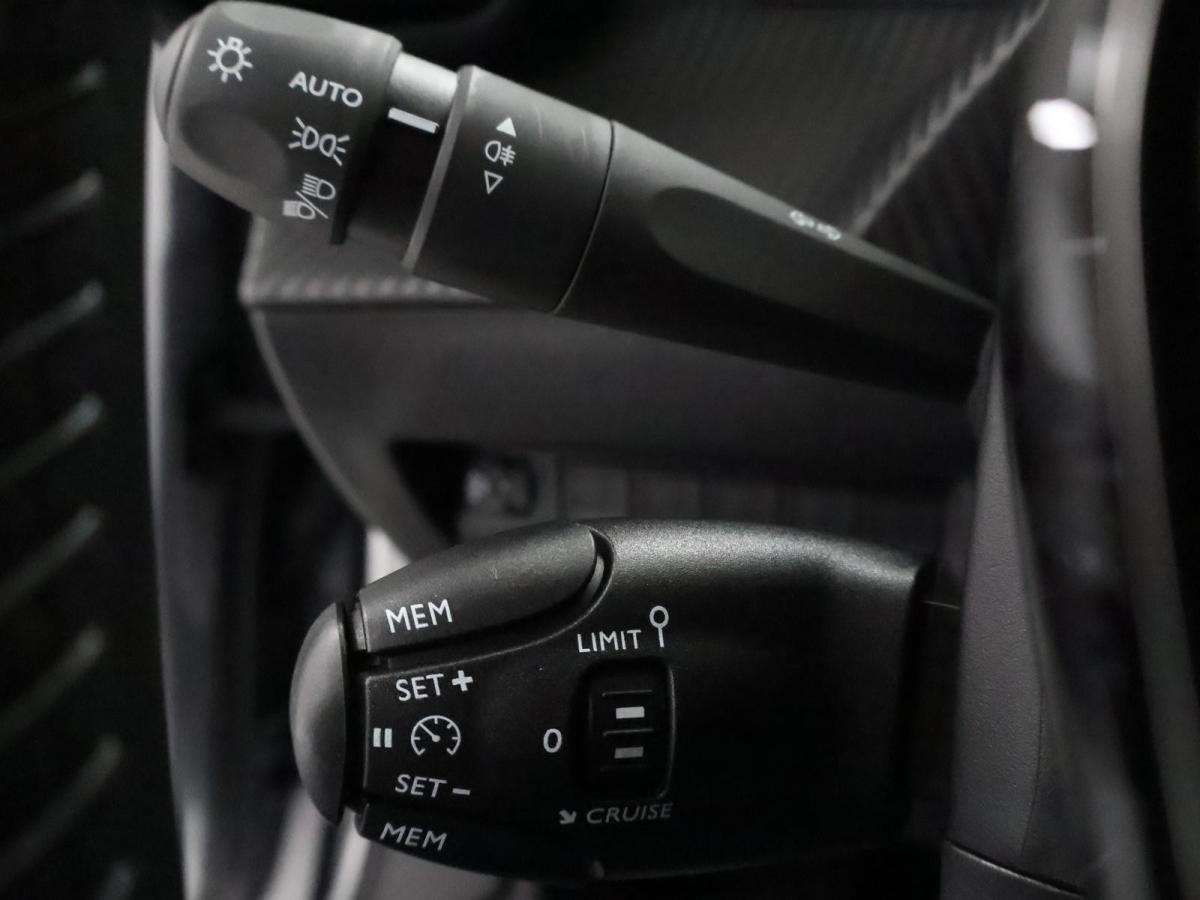 peugeot-2008-2025-gasolina-1199cc