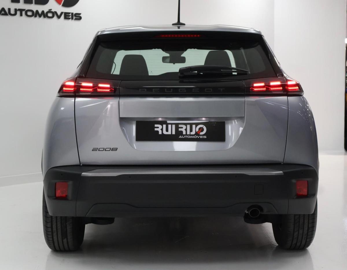 peugeot-2008-2025-gasolina-1199cc