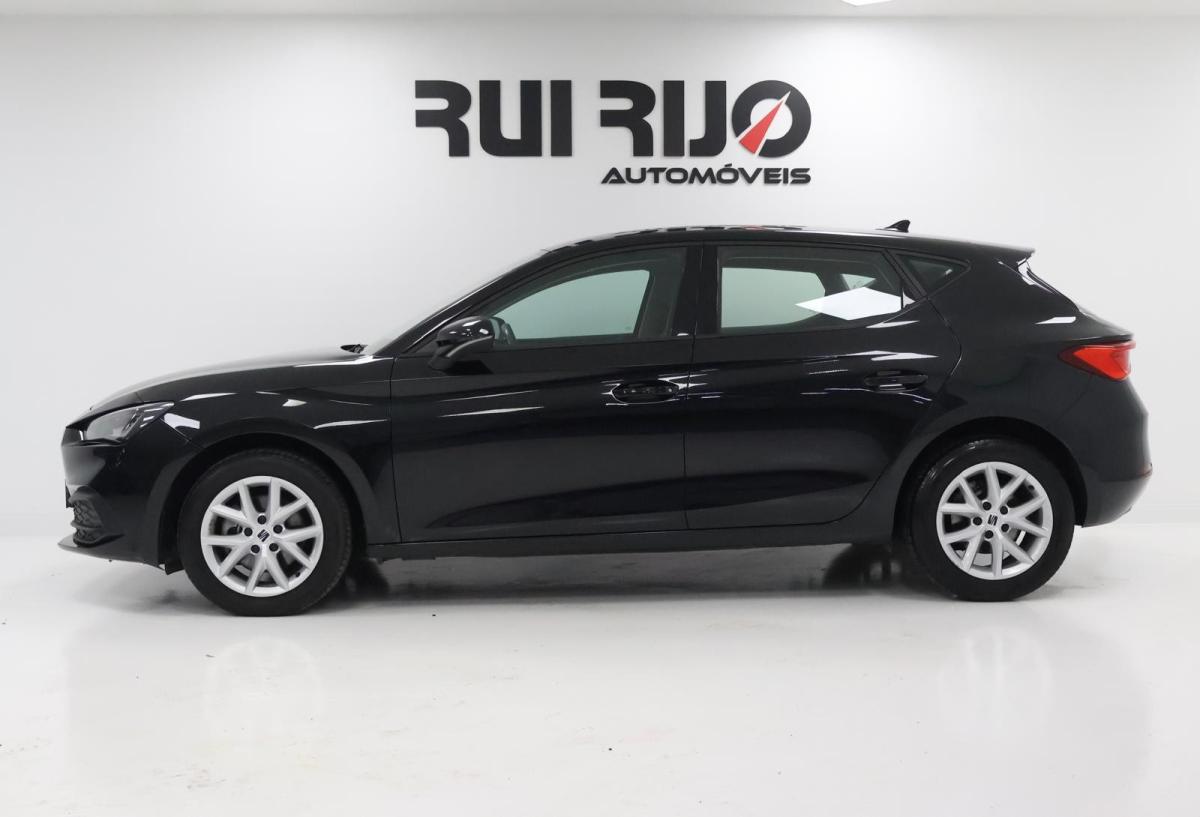 seat-leon-2022-gasolina-999cc