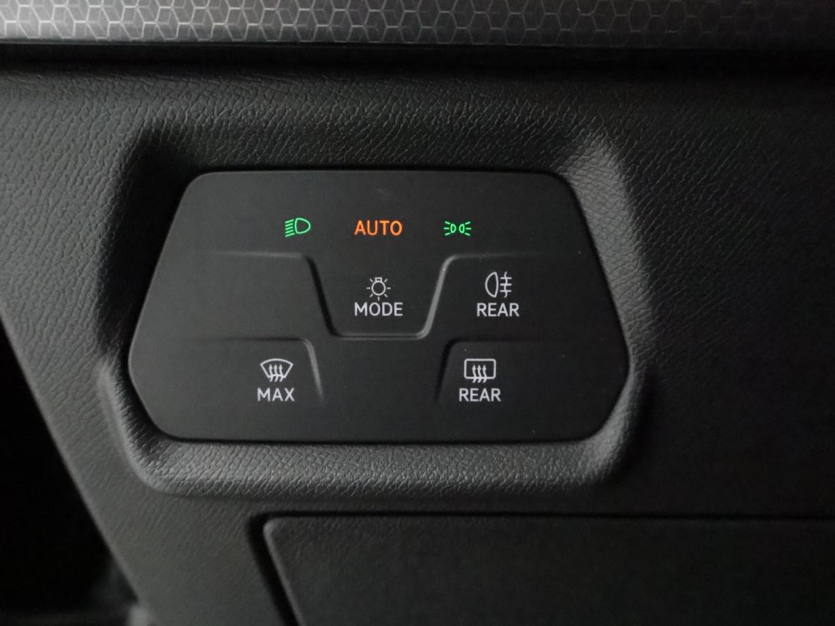 seat-leon-2022-gasolina-999cc