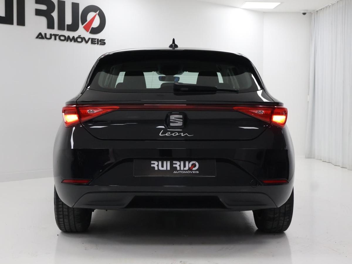 seat-leon-2022-gasolina-999cc