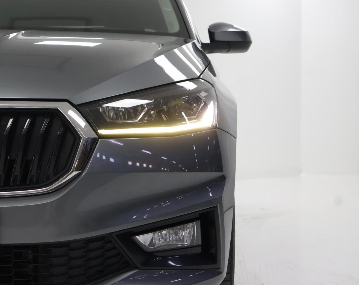 skoda-fabia-2022-gasolina-999cc