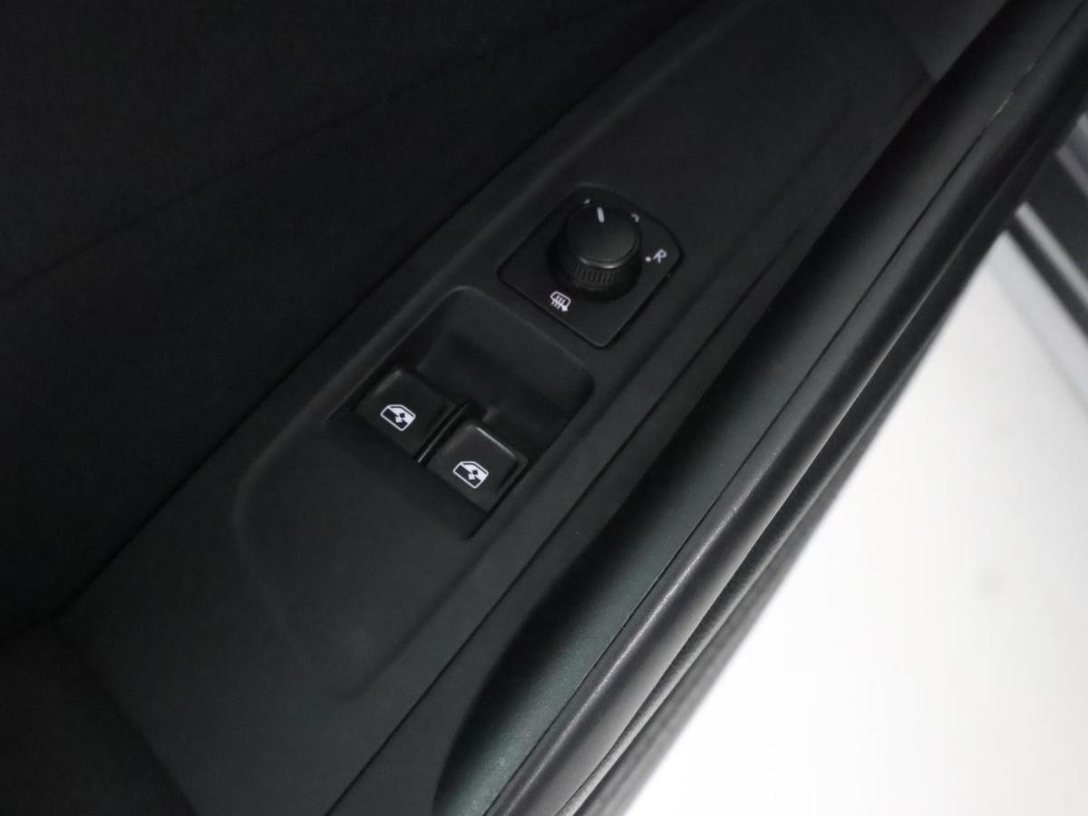 skoda-fabia-2022-gasolina-999cc
