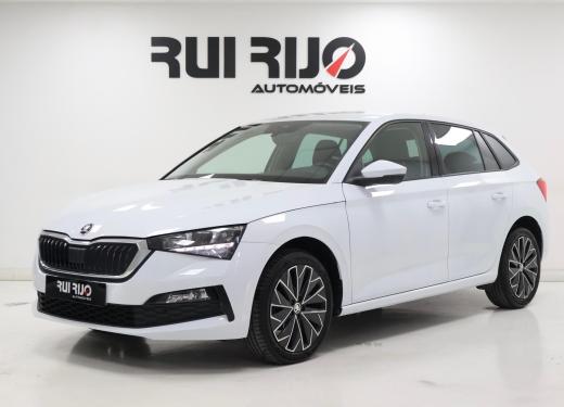 skoda-scala-2023-gasolina-999cc